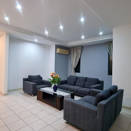 Kenyalang Emerald Riverine Resort Homestay Кучинг Экстерьер фото