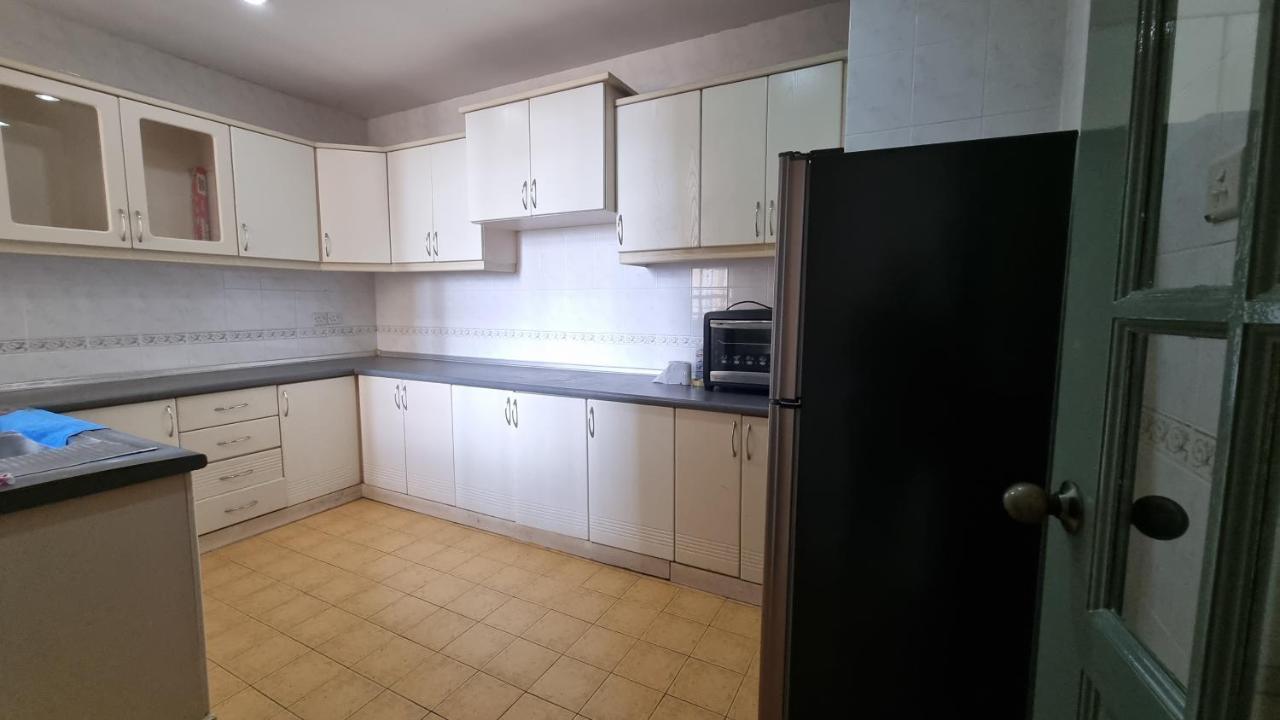 Kenyalang Emerald Riverine Resort Homestay Кучинг Экстерьер фото
